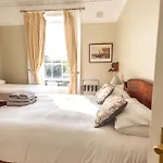 Abbeyleigh House