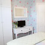 Auburn Bed And Breakfast