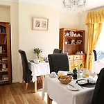 Auburn Bed And Breakfast