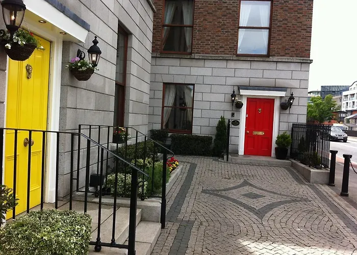 The Leeson Lodge