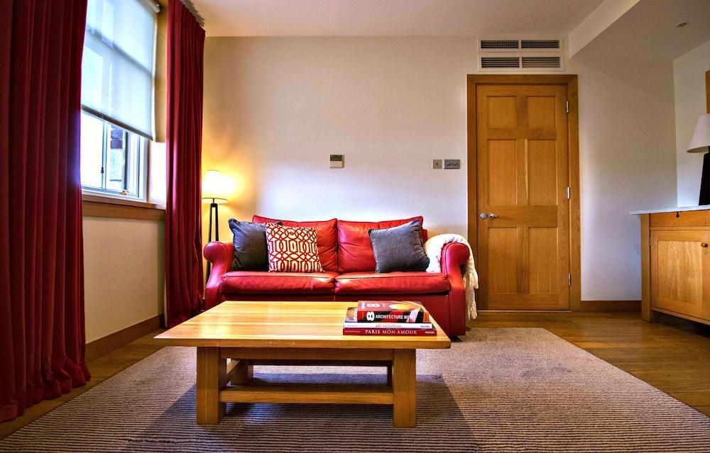 The Clarence 4* Dublin