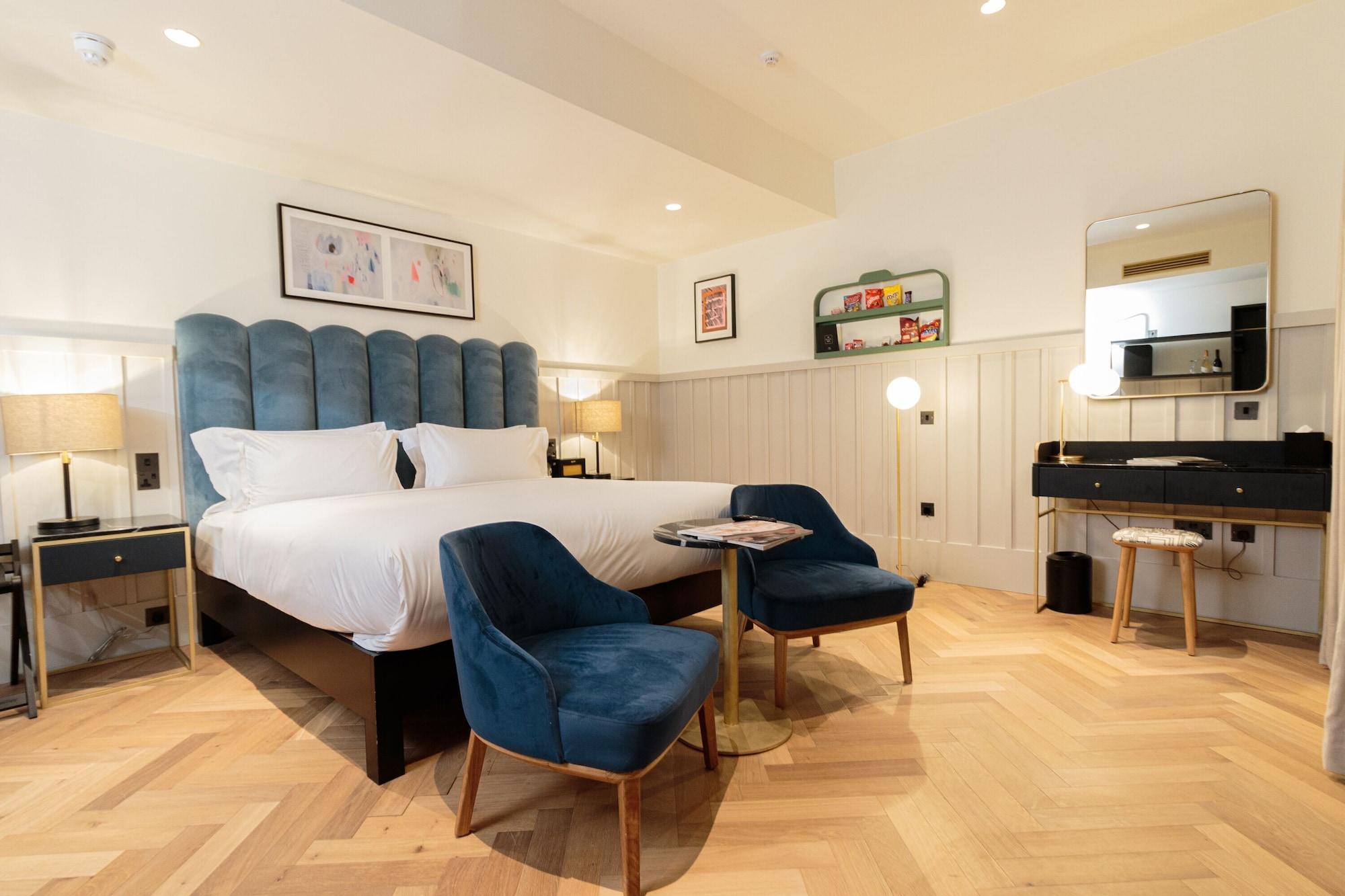 Hotel The Clarence