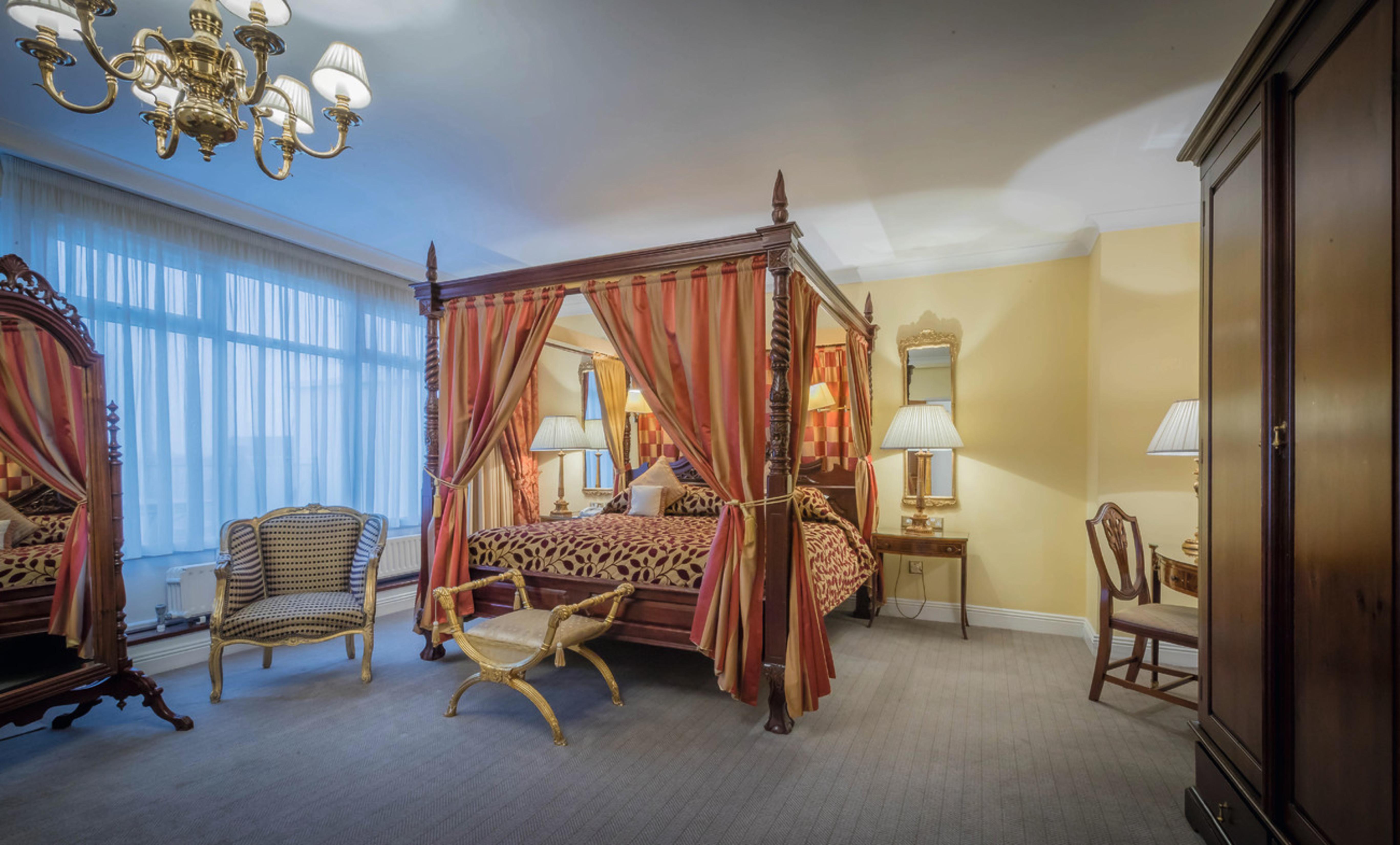 Riu Plaza The Gresham 4* Dublin