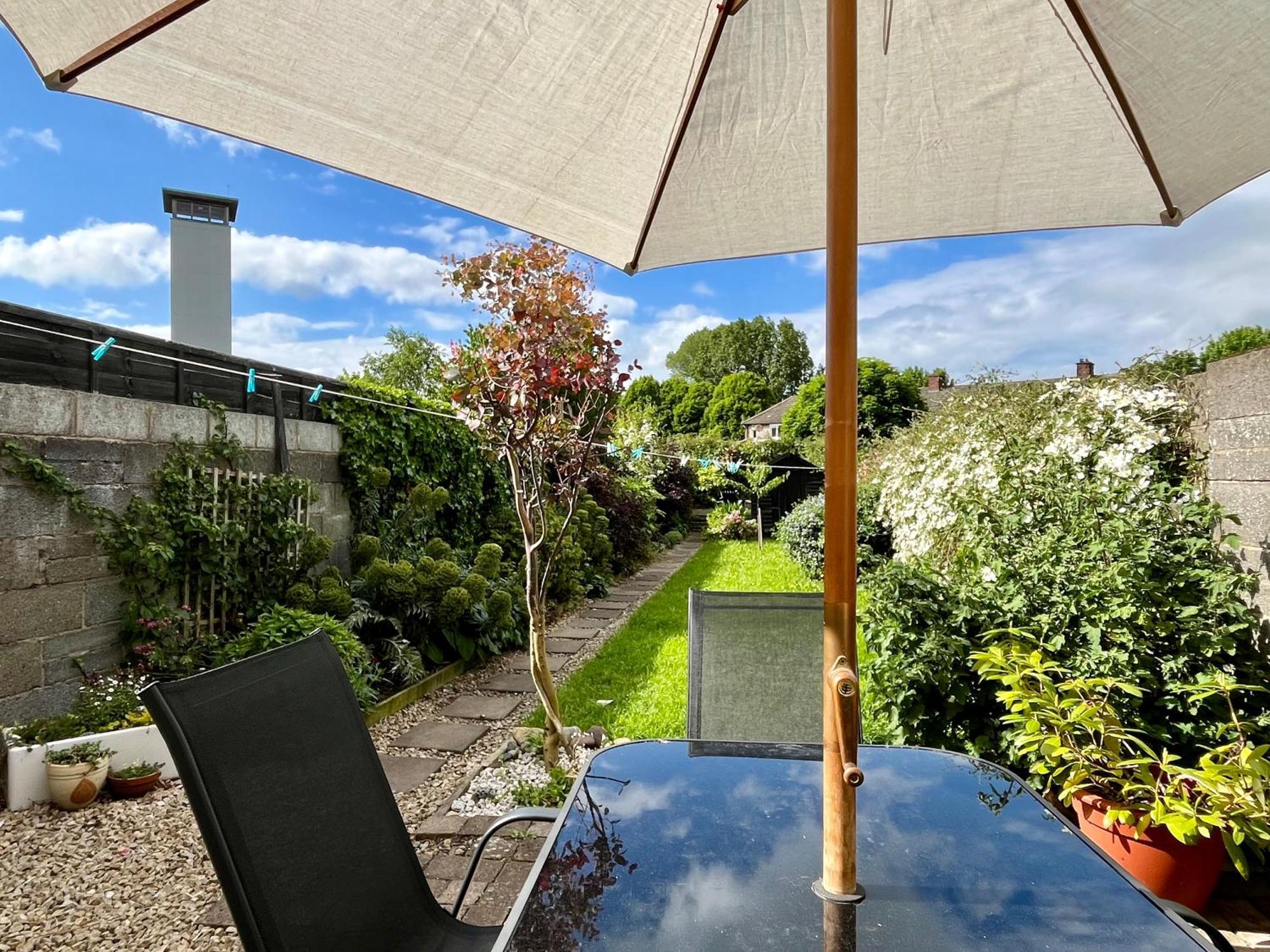 Vakantiehuis Townhouse Near City Centre *