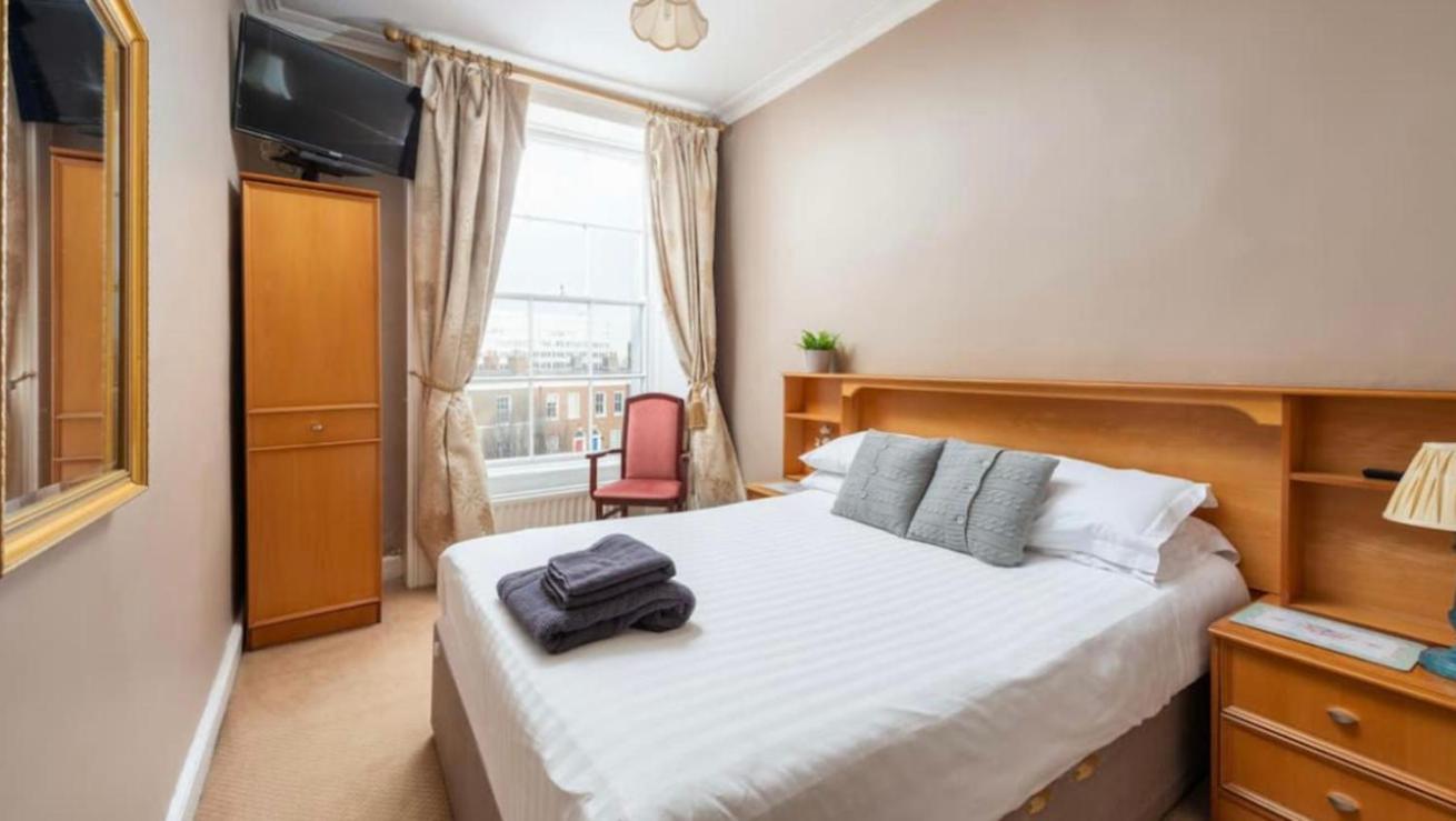 Bed & Breakfast Abbeyleigh House