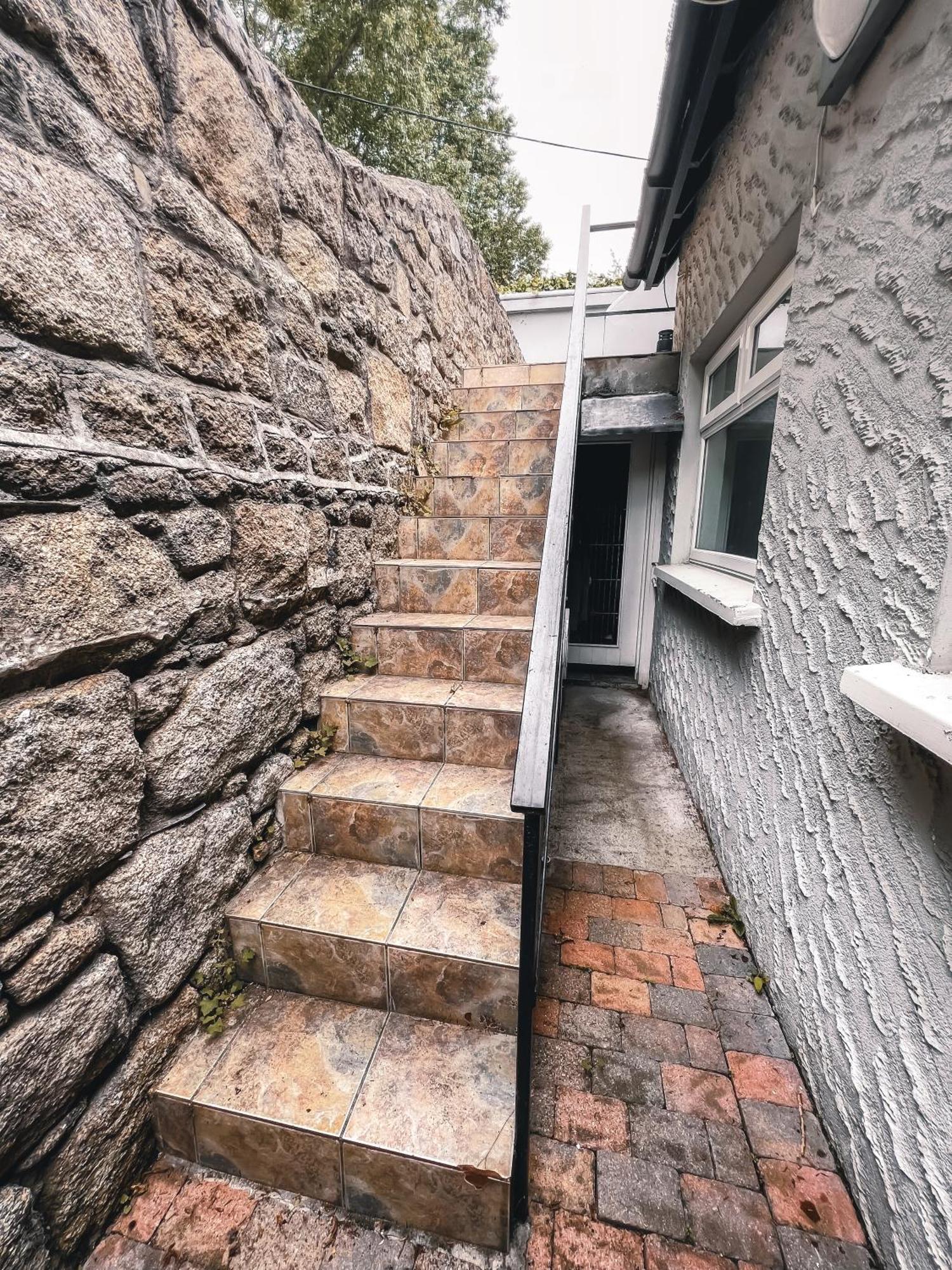 Apartment Alpha *