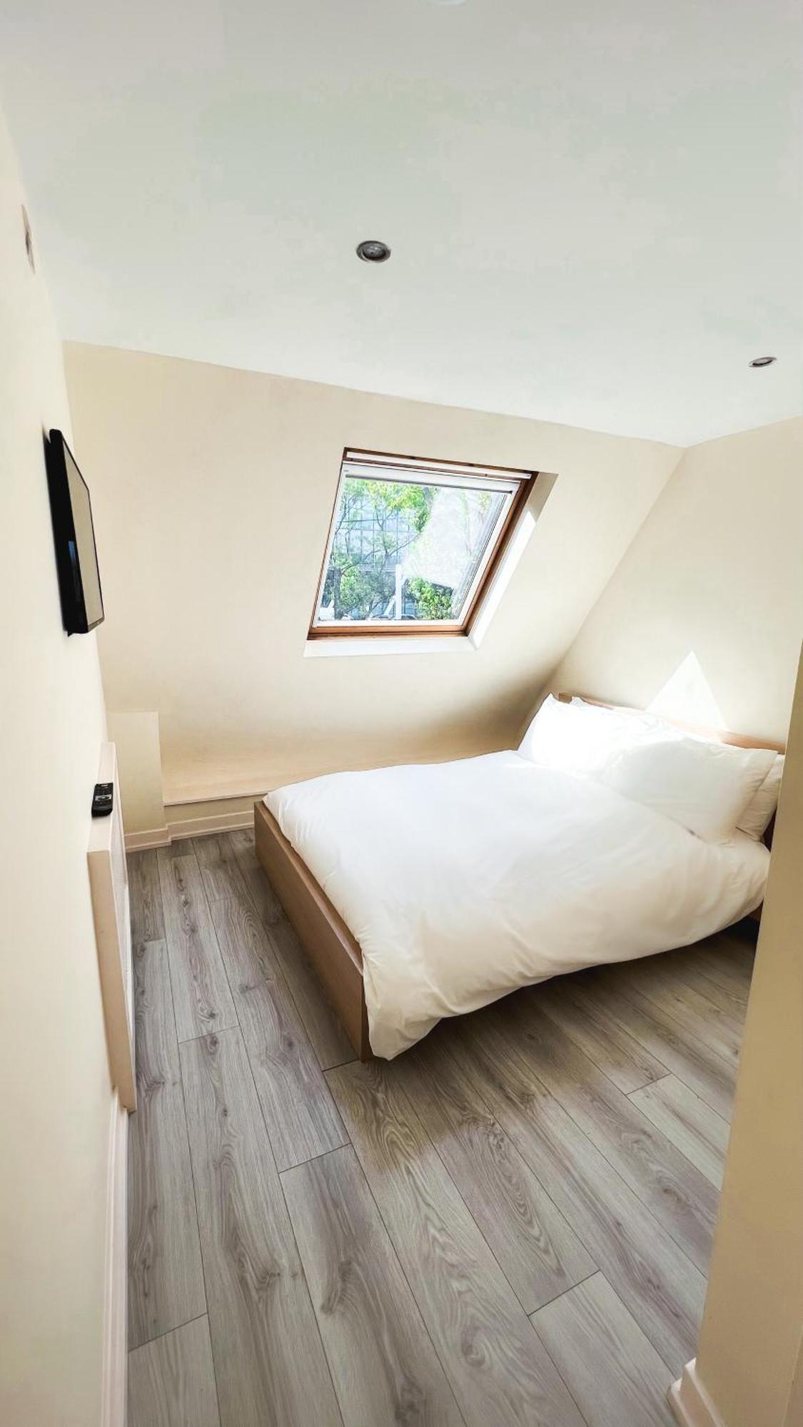 Alpha Apartment