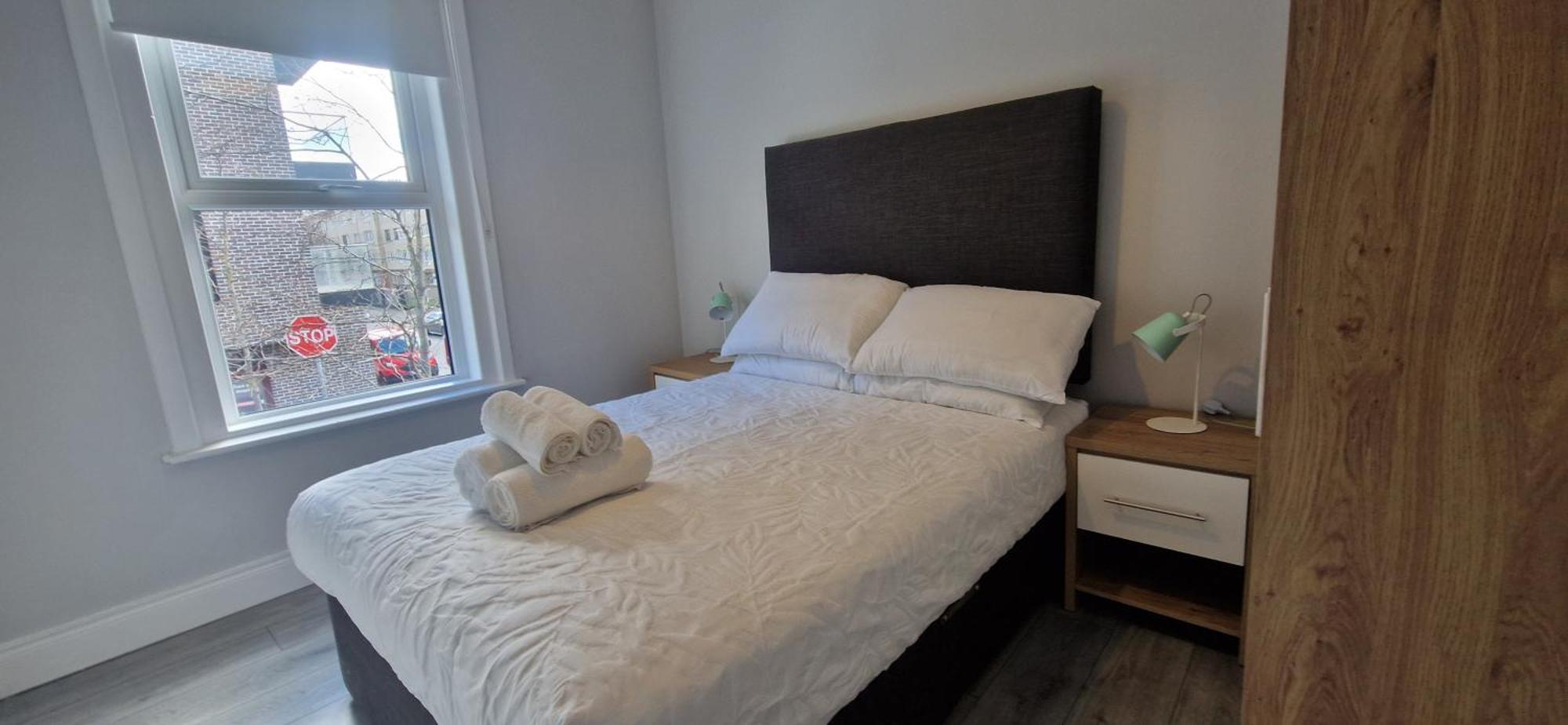 New Updated 2bd In Prime Spot At Docklands Apartment