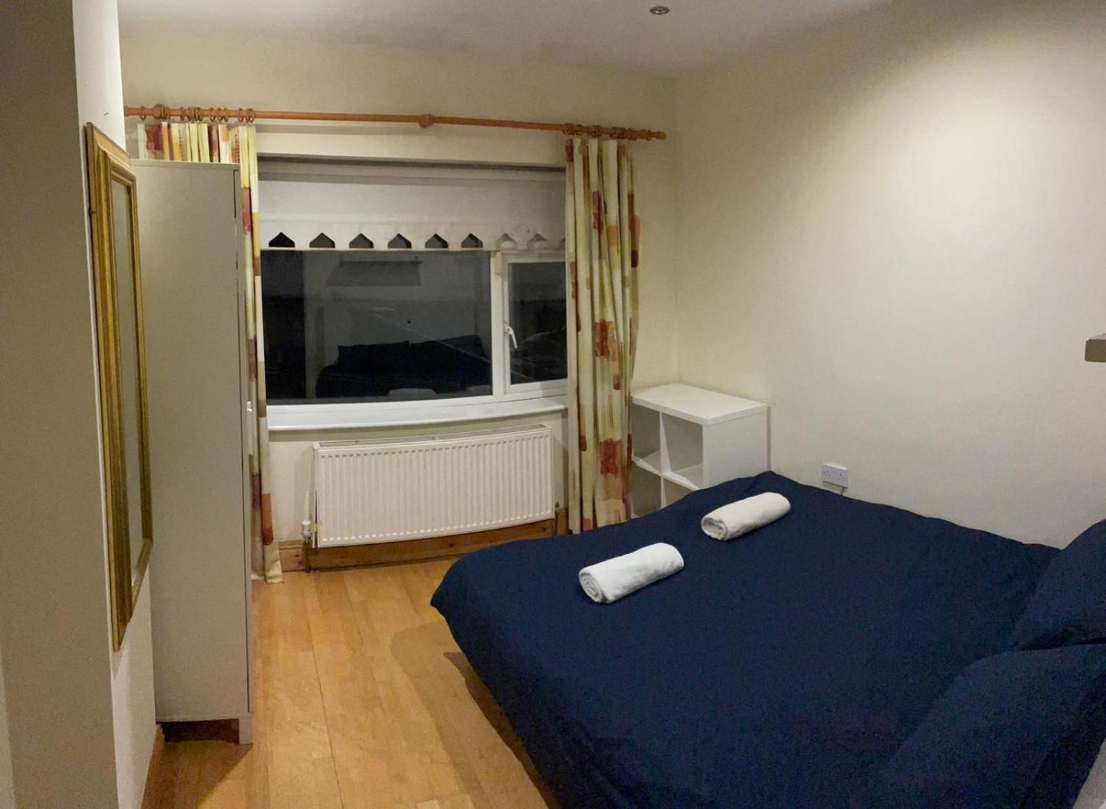Superb Double Near Airport - 3 Dublin