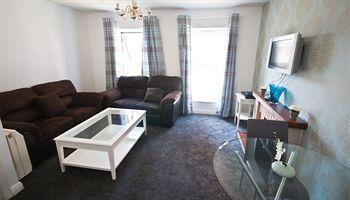 Amberley House By Thekeycollections