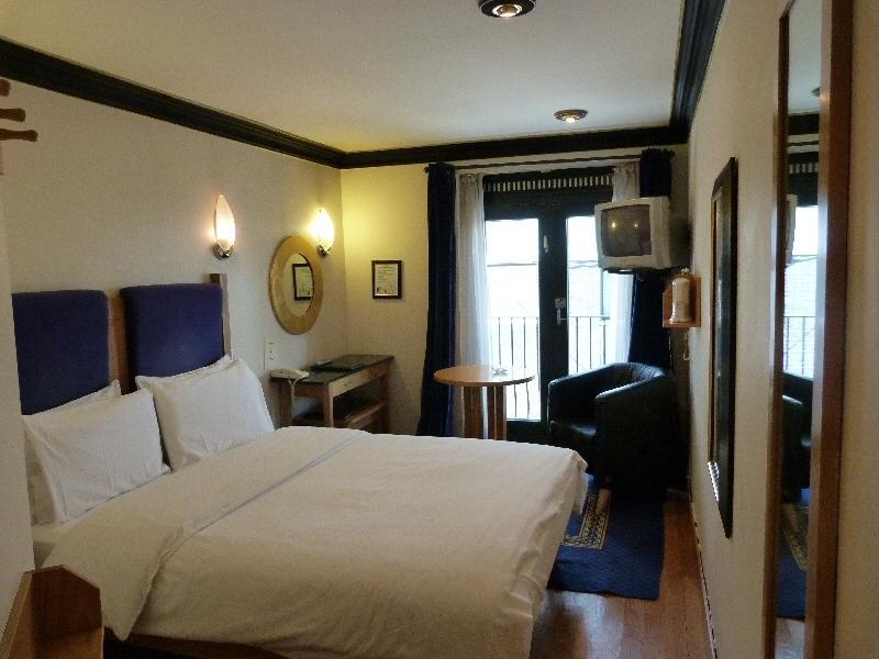 Hotel The Townhouse 3*
