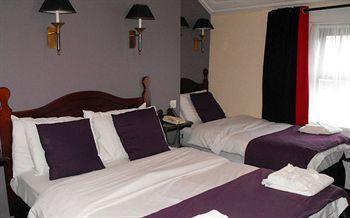 The Townhouse Hotel 3*