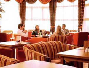 Hotel Clondalkin Towers 3*