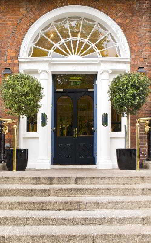 Townhouse On The Hotel
