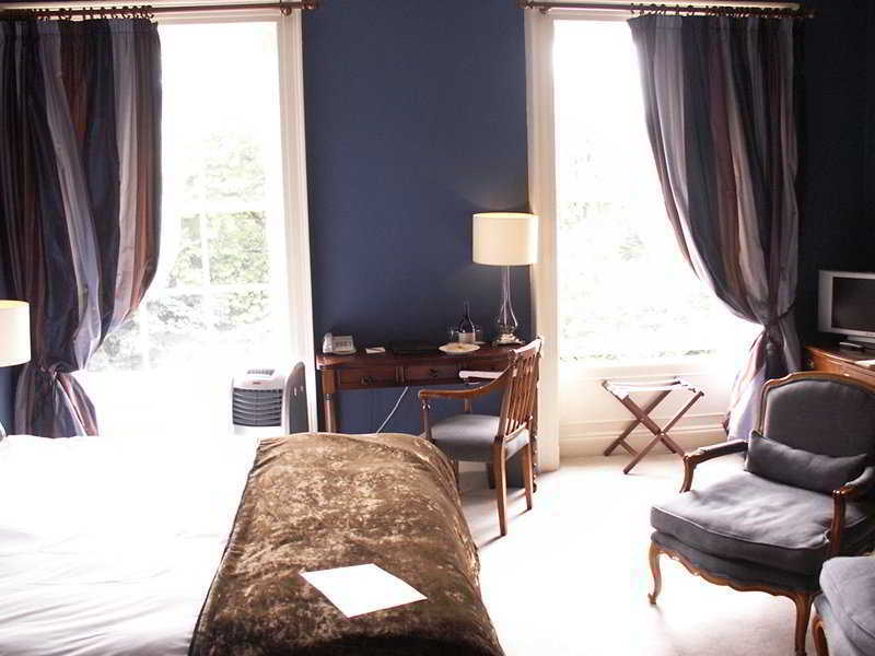 Townhouse On The 4*