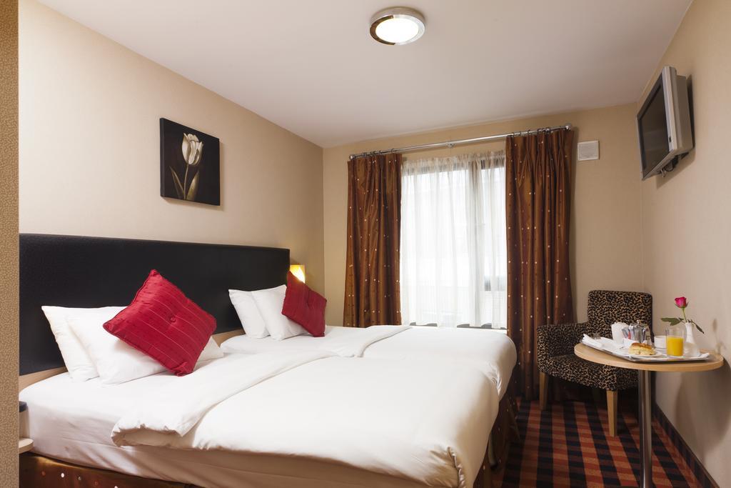 Hotel Academy Plaza