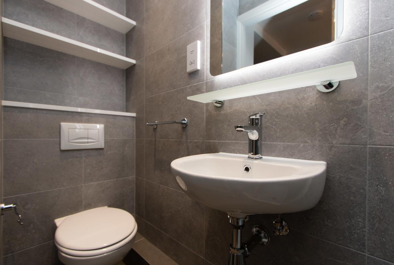 Destiny Student - Kavanagh Court Apartment