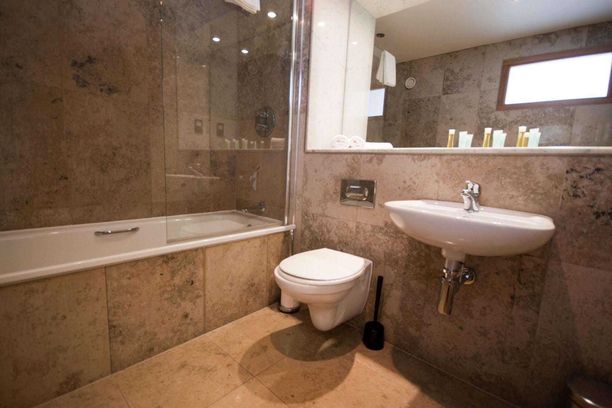 Amberley House By Thekeycollections Aparthotel Dublin