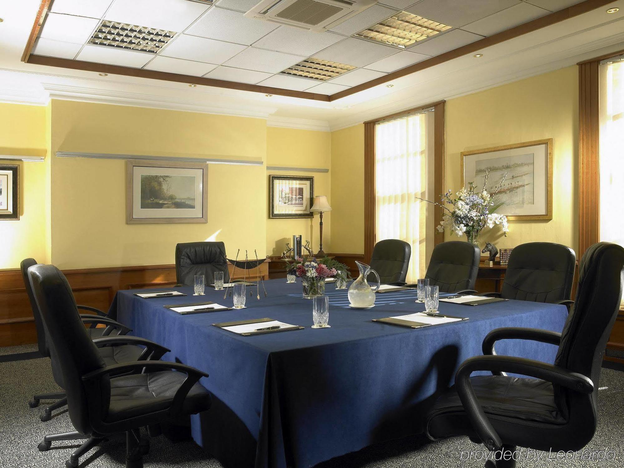 The Mont Hotel 4*