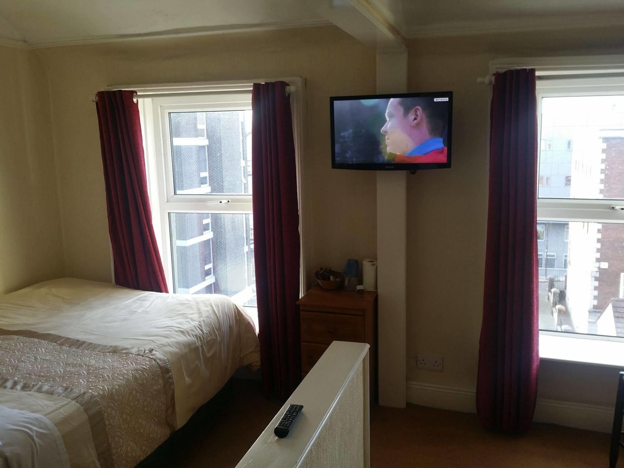 Parkway Guest house 3*