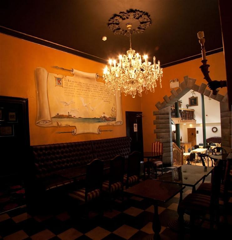 The Townhouse 3*