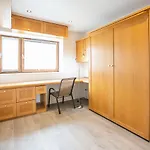 Ifsc Townhouse Apartments