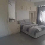 Lara House