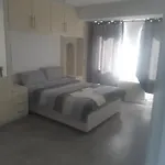Lara House