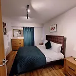 Five Lamps Suites
