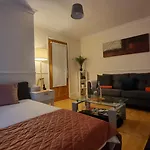 B&R Place
