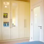 2 Bedroom House Near City Centre