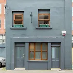 Leeson Lane Boutique Townhouse