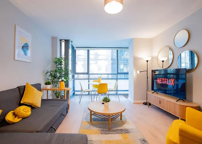 Bright & Modern Dublin City Stay