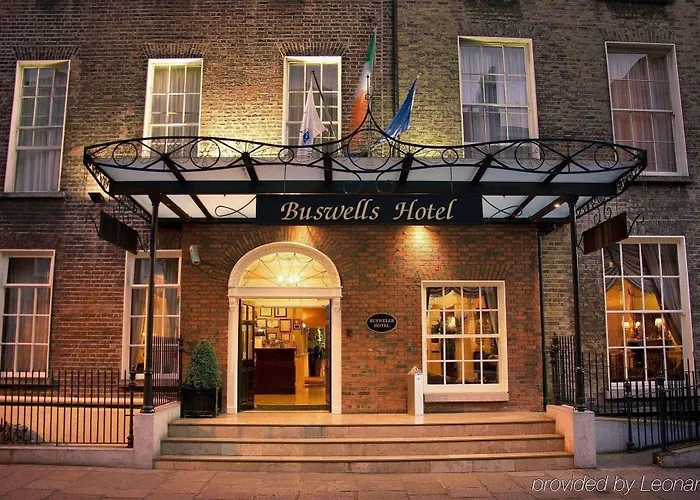 Buswells Hotel