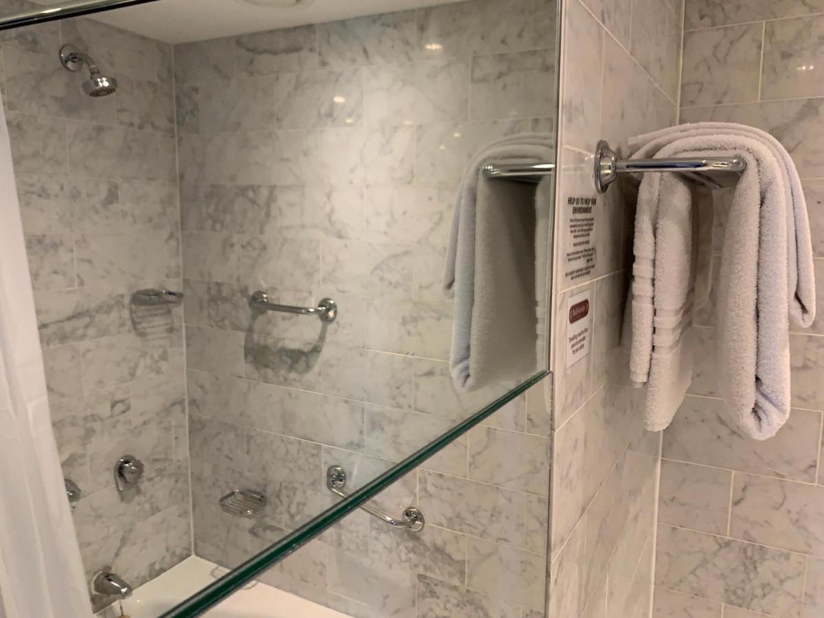 Ballsbridge 4*