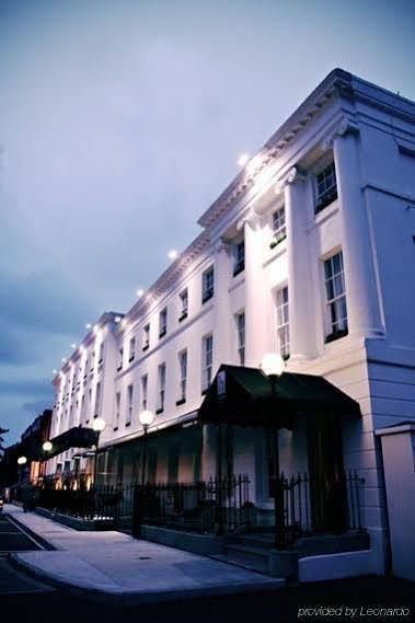 Hotel Hampton