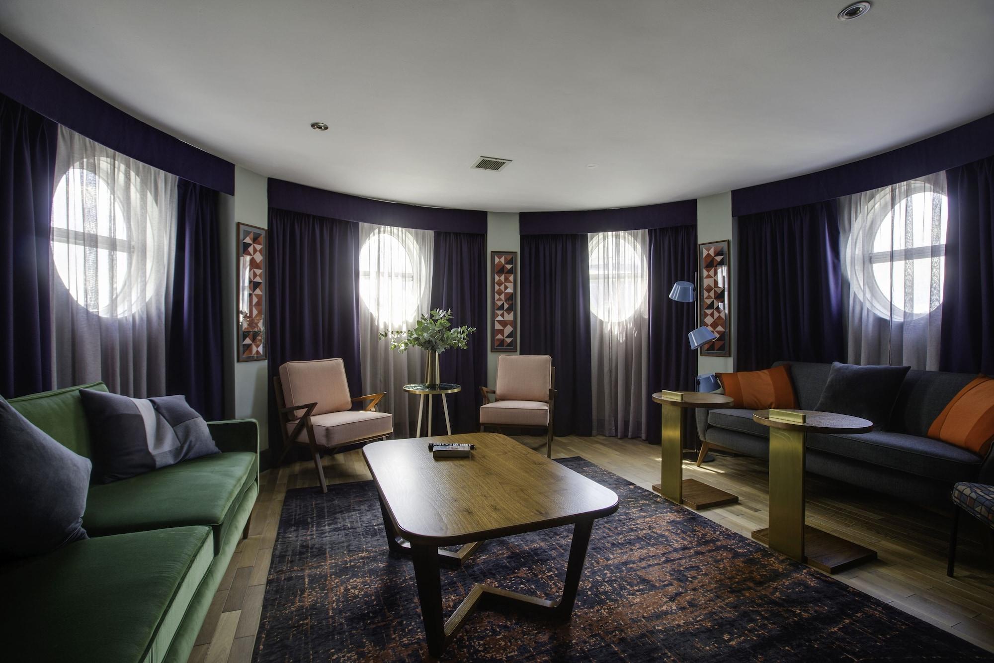 The Alex Hotel 4*