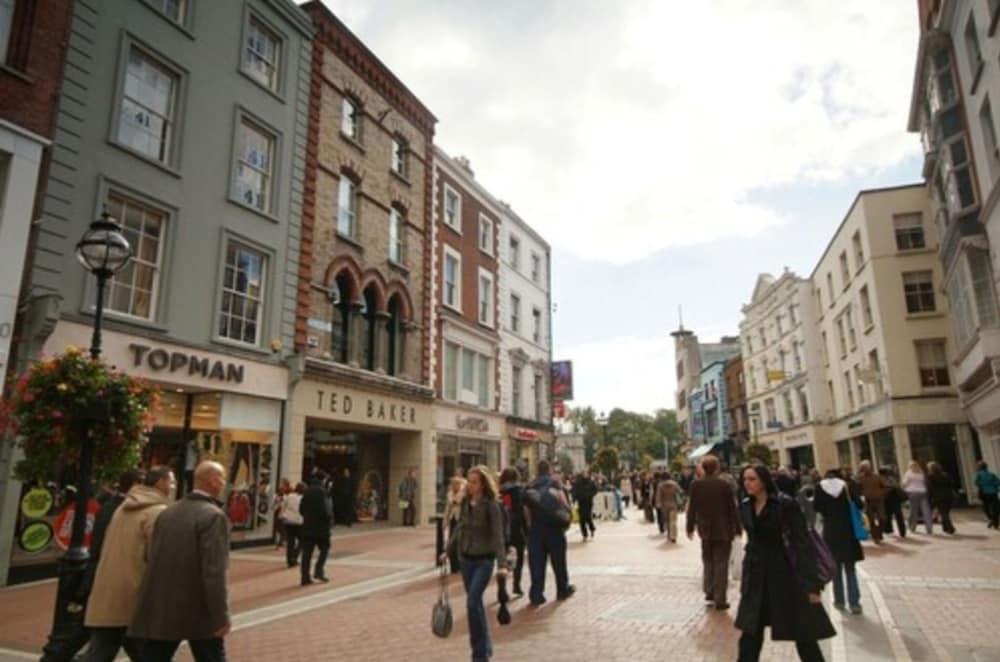Hotel Camden Court Dublin