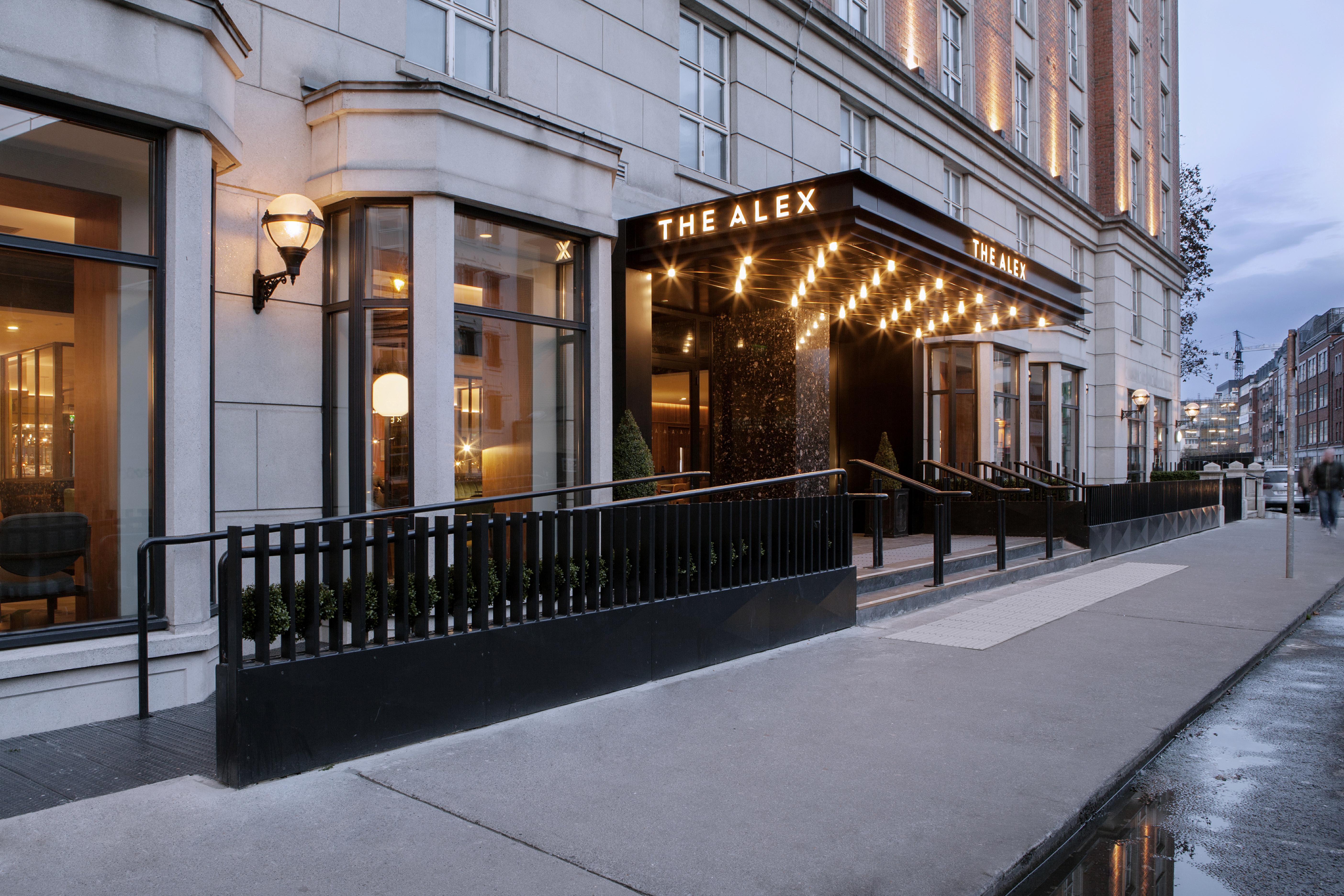 The Alex 4*