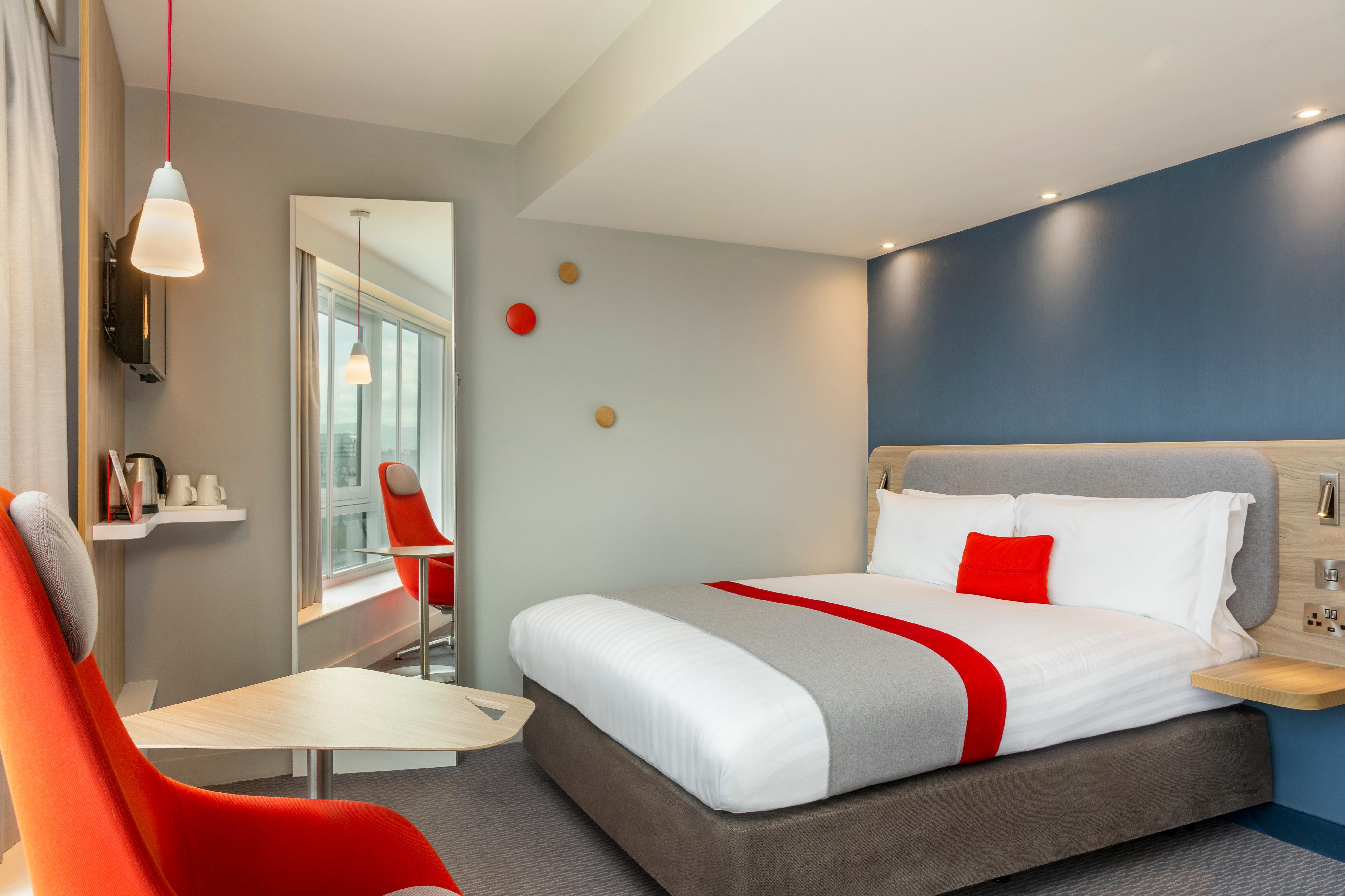 Express Centre By Ihg 3*