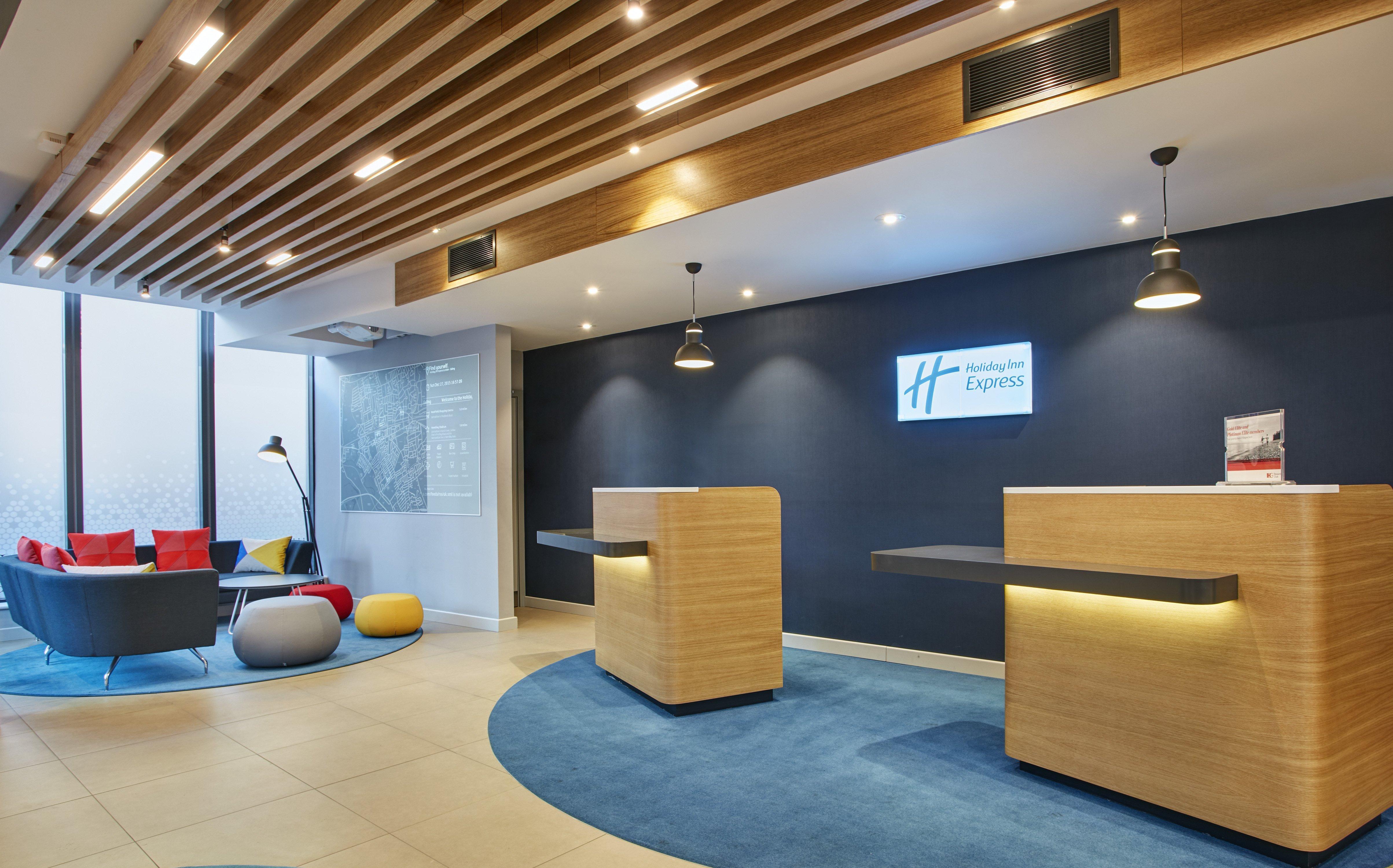 Hotel Express Centre By Ihg 3*