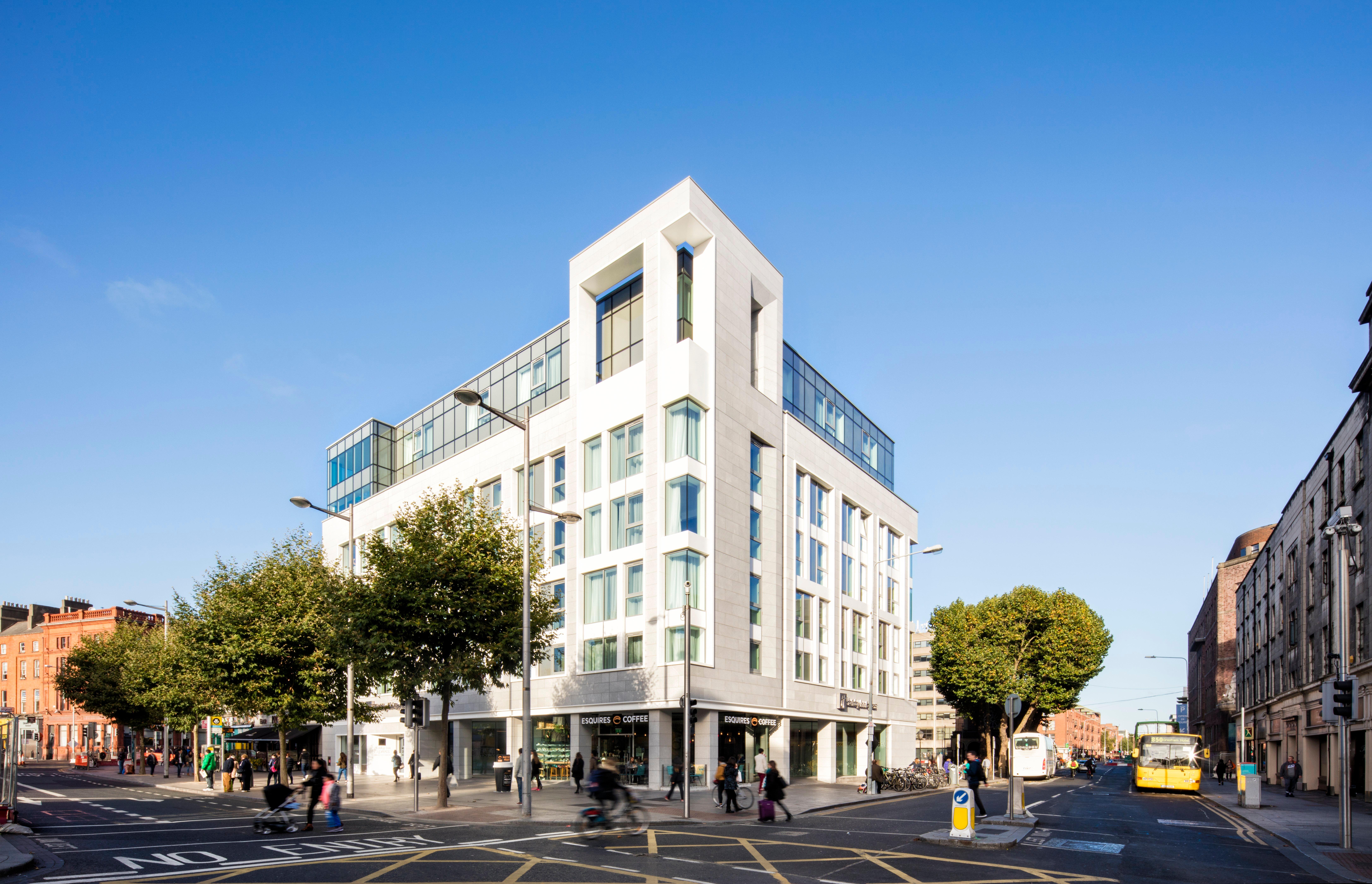 Hotel Express Centre By Ihg
