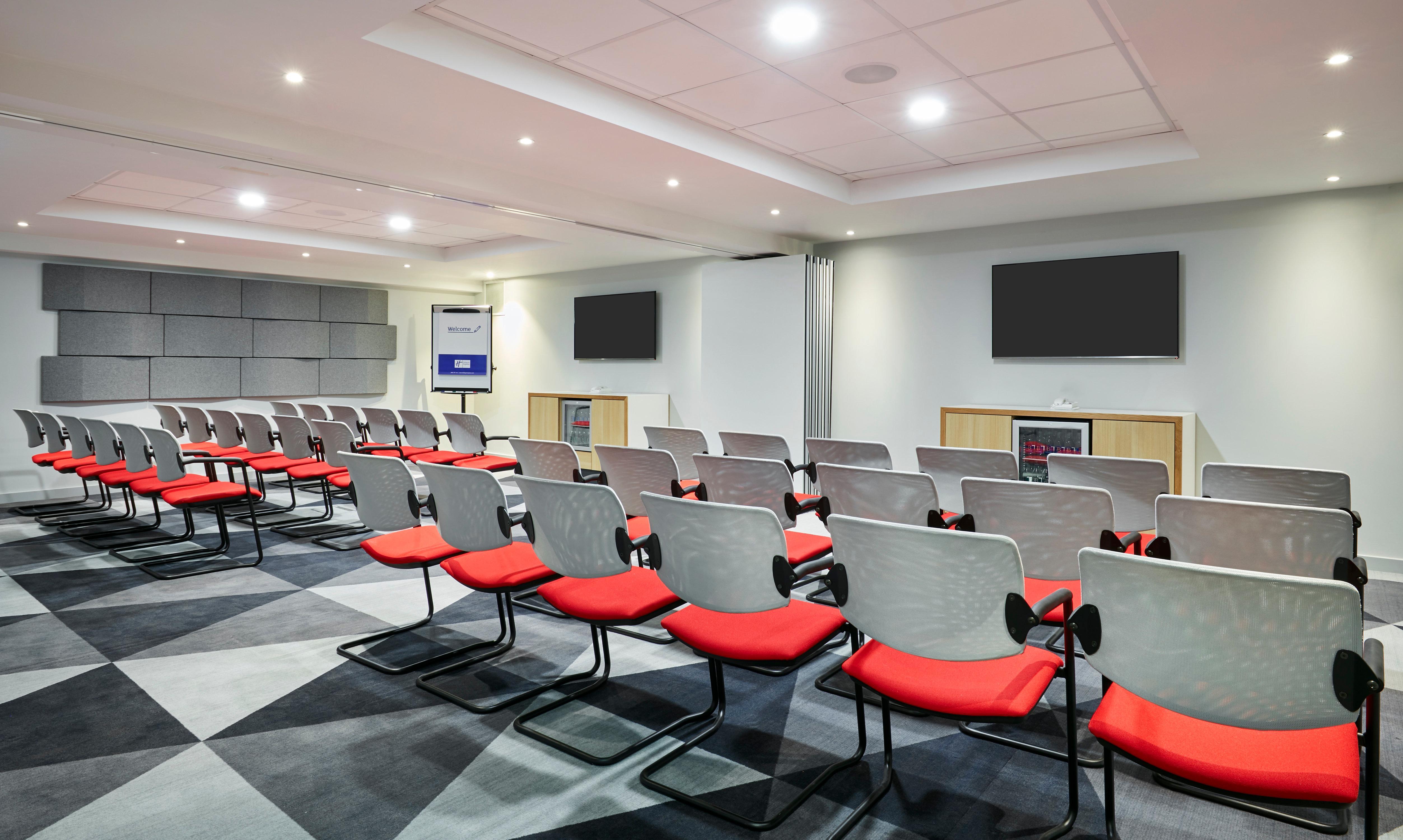 Express Centre By Ihg 3*