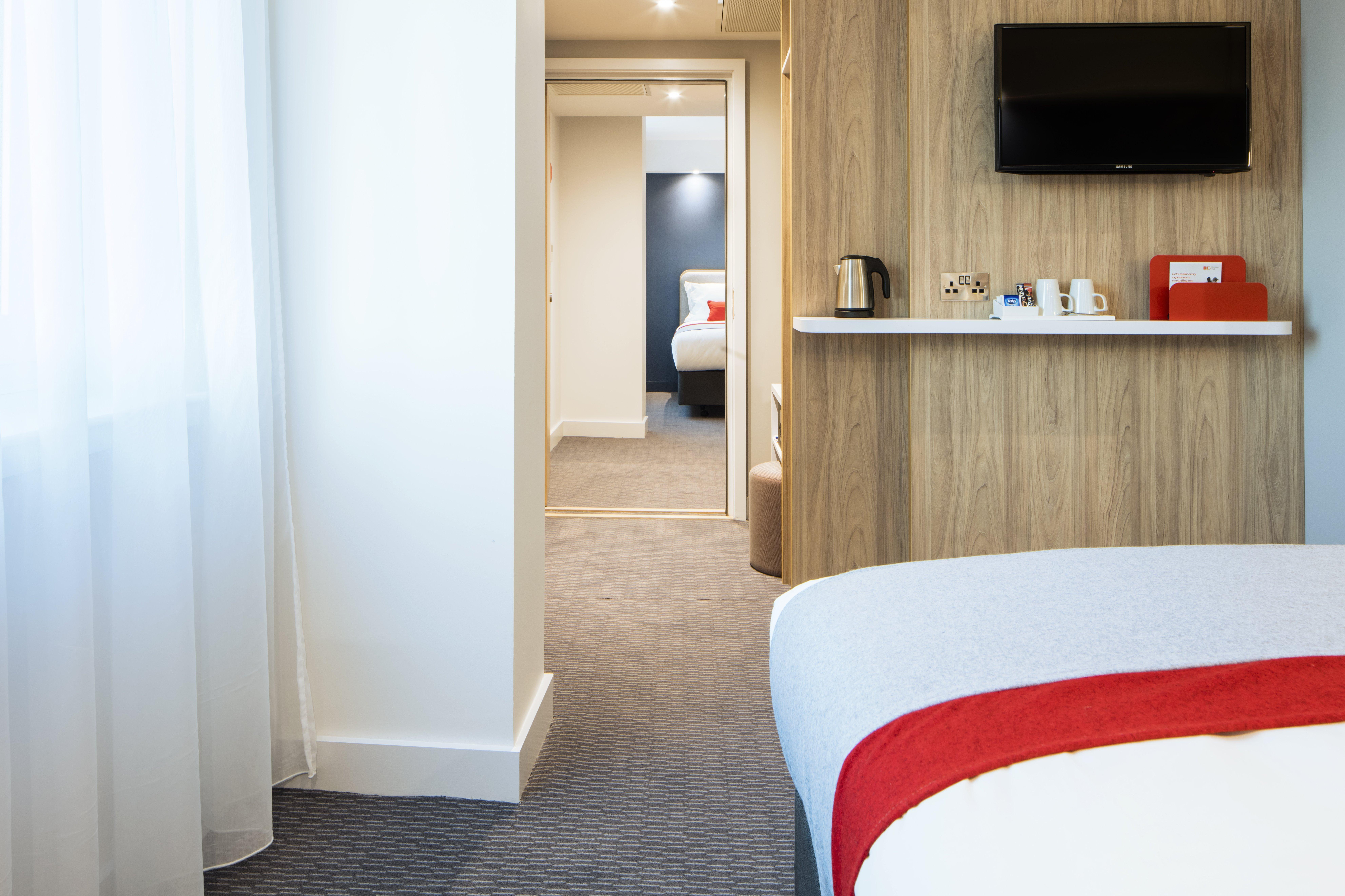 Express Centre By Ihg Hotel