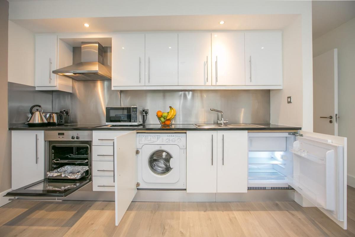 Ifsc Townhouse Apartments