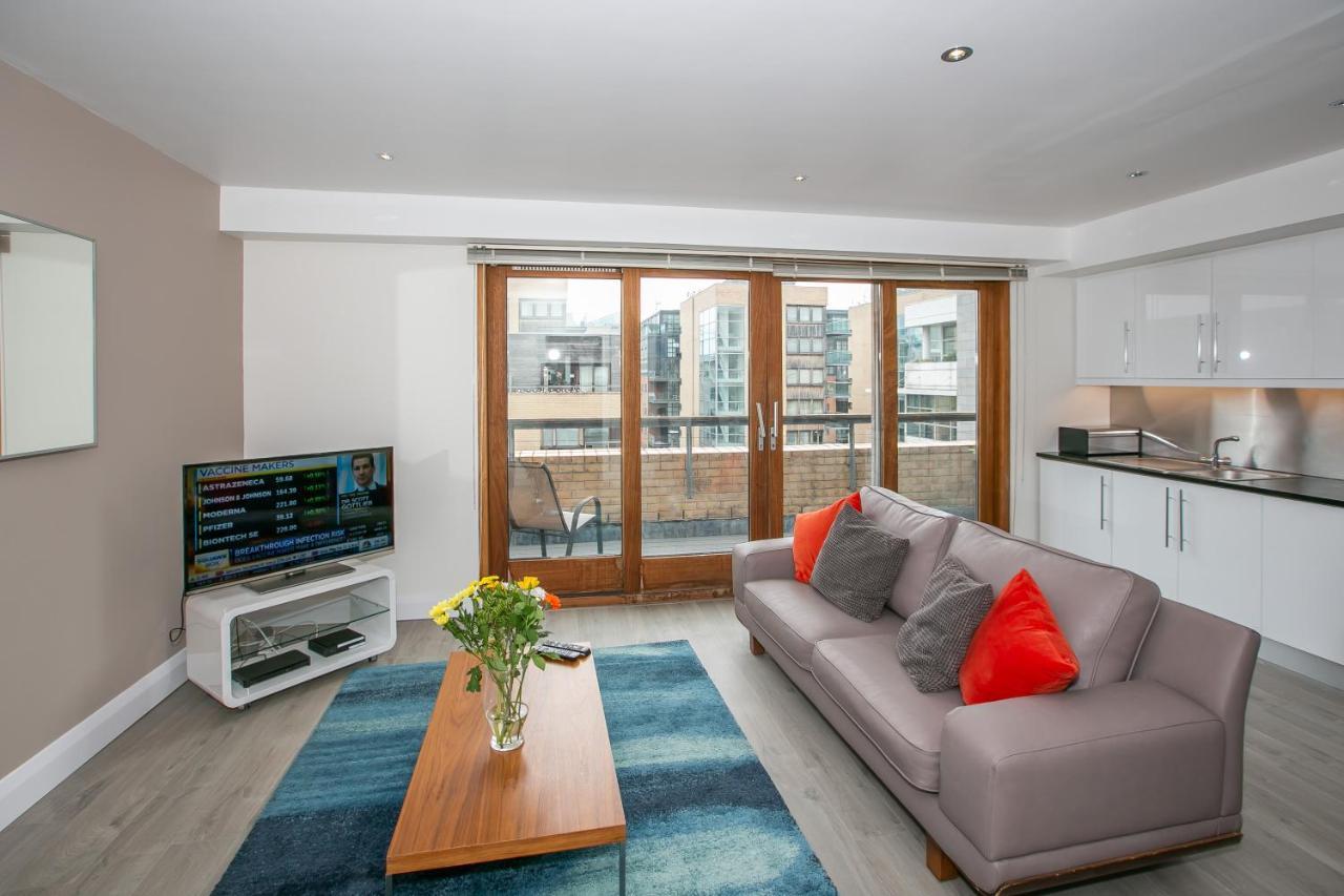 Ifsc Townhouse Apartments *