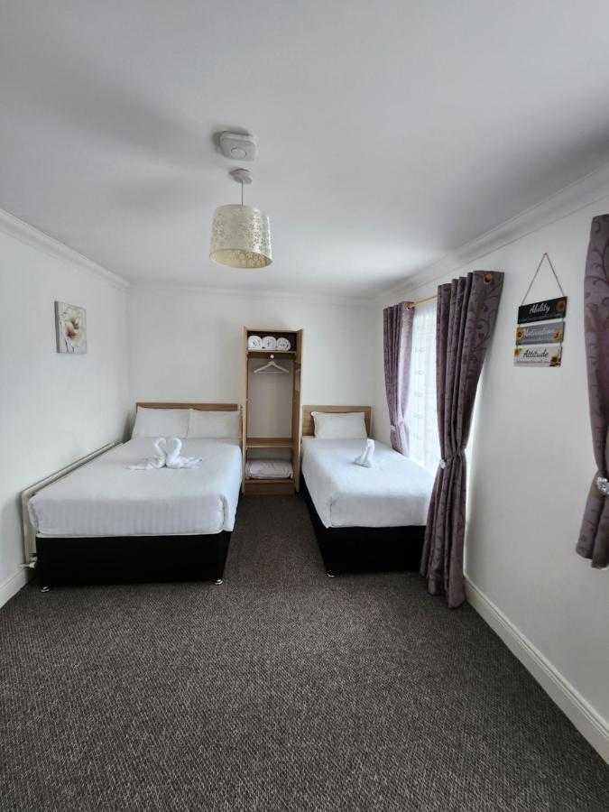 Homestay Bright Elegant Park View Dublin