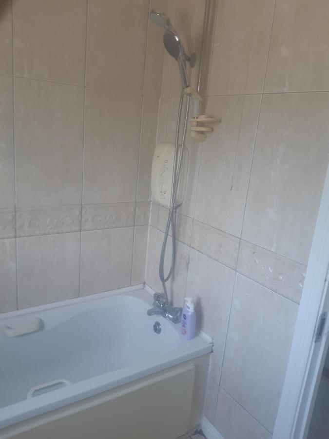 Homestay Lara House