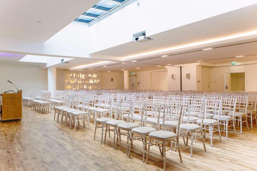 Hotel The Morrison Dublin, Curio Collection By Hilton 5*