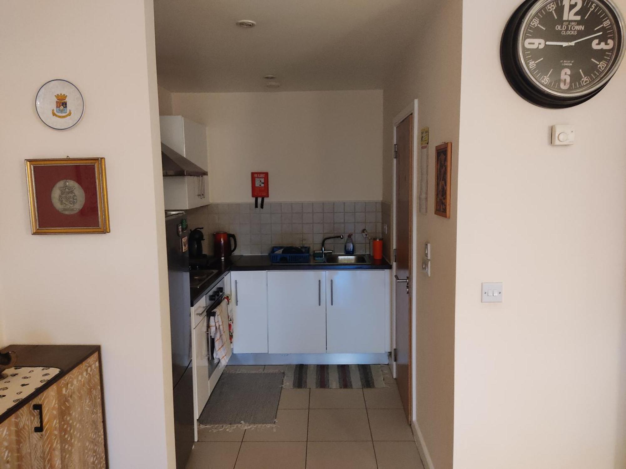 Swallows Nest - Spacious Bright Double Bedroom With Ensuite Bathroom Privatunterkunft *